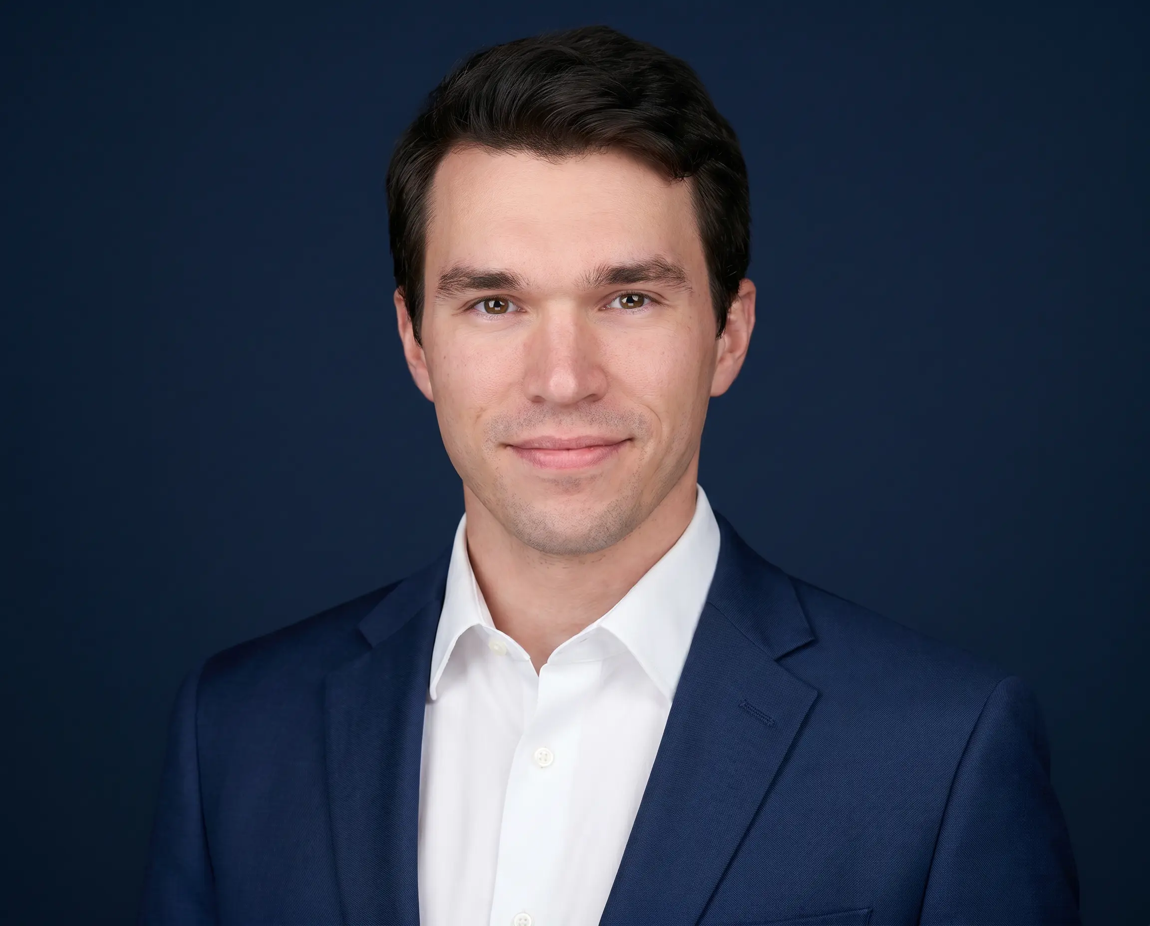 Dylan Lefavour headshot